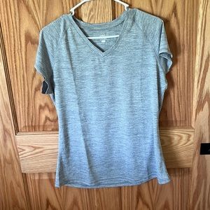 Classic V-Neck Short Sleeve Top - Gray